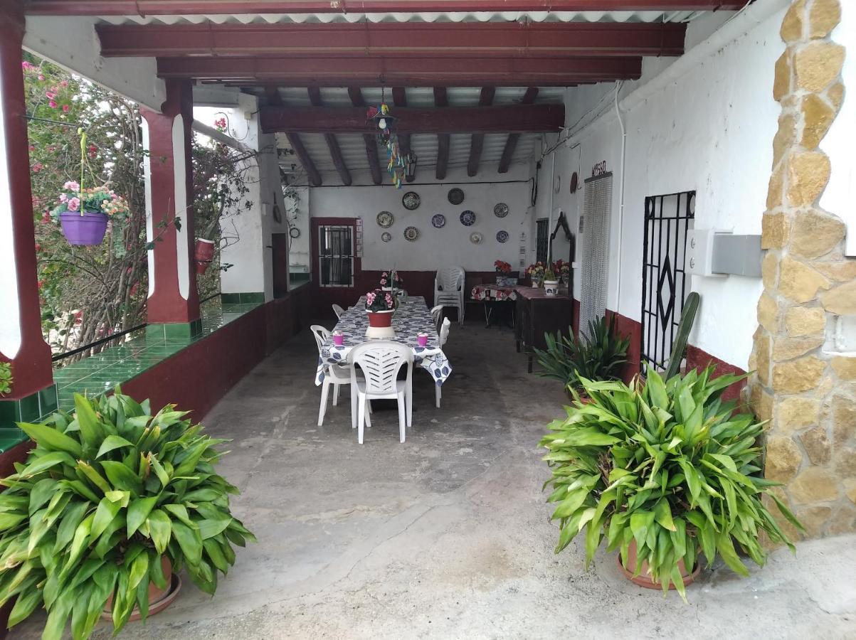 Casa Rural Complex Masia Del Tremendo Y Agroturismo Camarles Luaran gambar