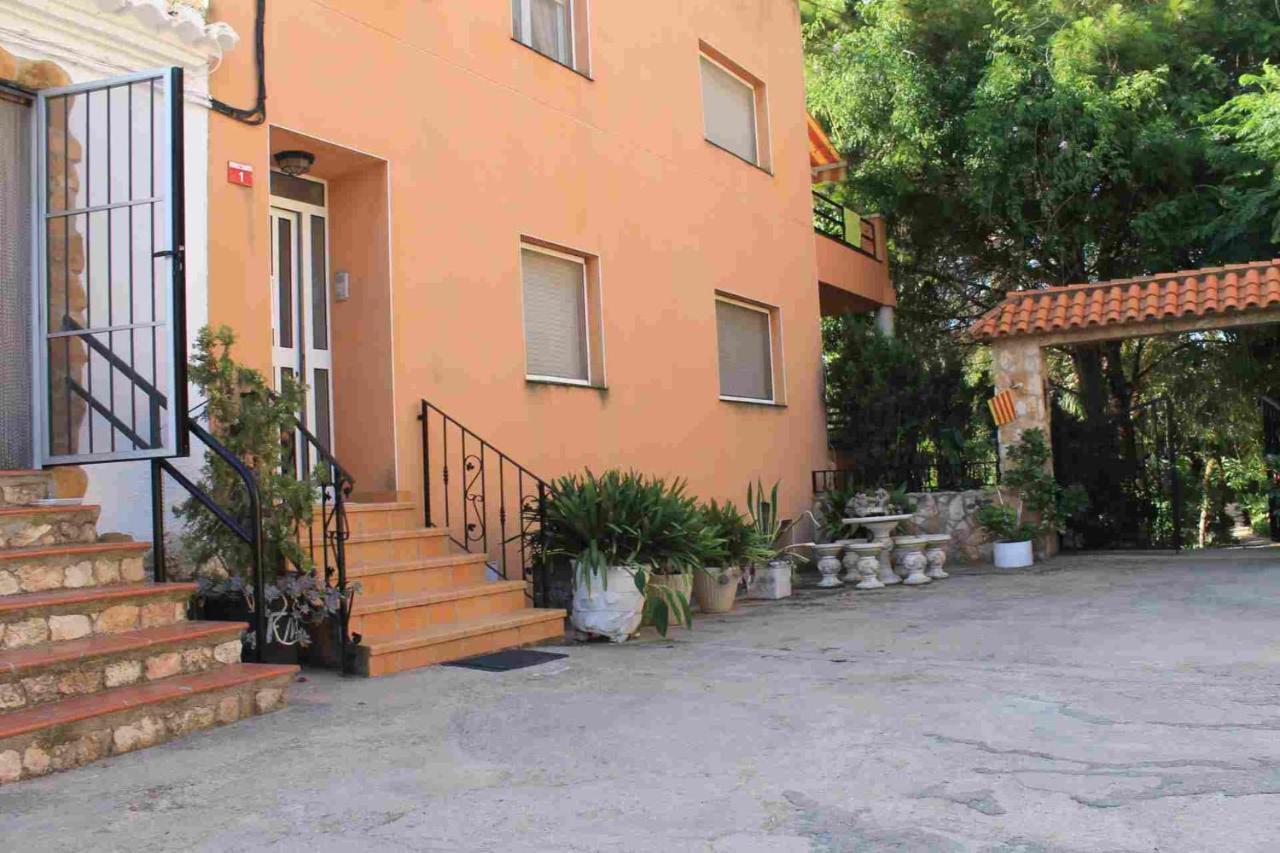 Casa Rural Complex Masia Del Tremendo Y Agroturismo Camarles Luaran gambar
